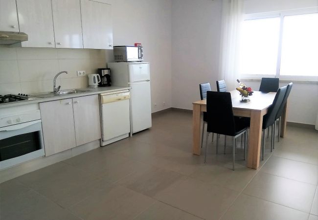 Apartamento em Quarteira - Ref. 113760 Apartamento em Quarteira - Ref. 113760
