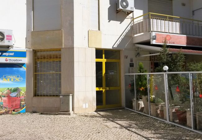 Apartamento em Quarteira - Ref. 112945 Apartamento em Quarteira - Ref. 112945