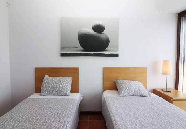 Quarto duplo com vista montanha no Gerês para férias Casa Férias Natureza Gerês Montanha