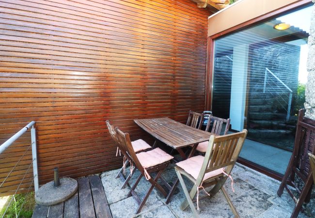 Zona de Lazer Exterior com Vista Montanha Lazer Natureza Montanha Gerês Piscina