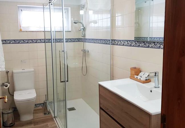 Quarto em Amares - Ref. 160362 Quarto em Amares - Ref. 160362