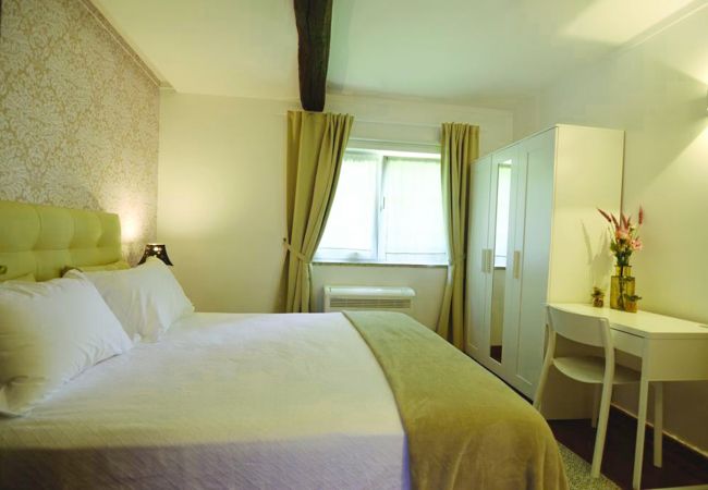 Quarto em Amares - Ref. 160362 Quarto em Amares - Ref. 160362