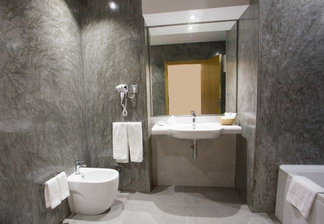 Quarto em Amares - Ref. 160508 Quarto em Amares - Ref. 160508