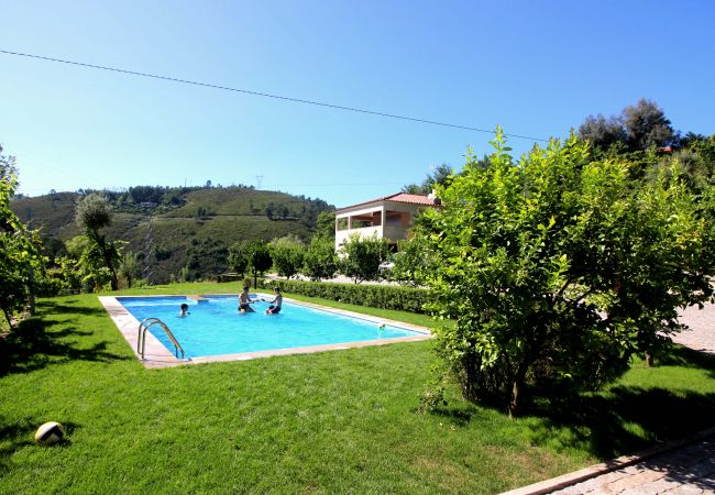 Casa em Terras de Bouro - Ref. 196069