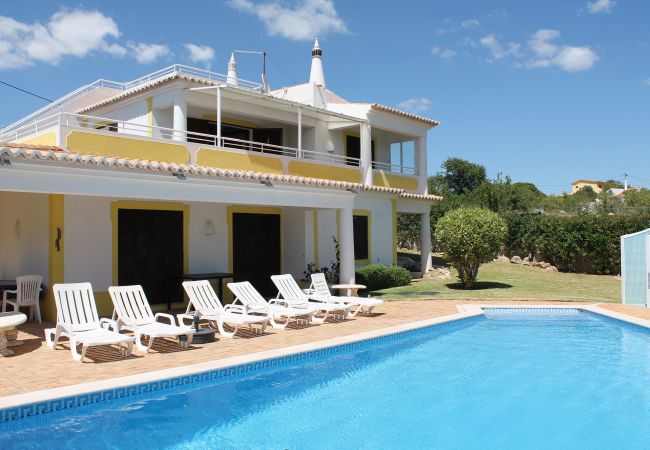 Villa em Albufeira - Ref. 225063 Villa em Albufeira - Ref. 225063
