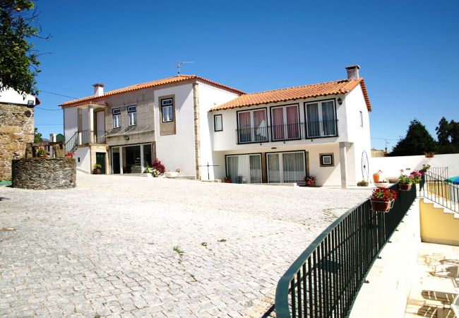Villa em Barcelos - Ref. 227104 Villa em Barcelos - Ref. 227104