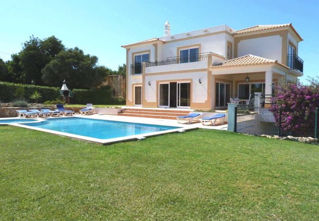 Villa em Albufeira - Ref. 232943 Villa em Albufeira - Ref. 232943