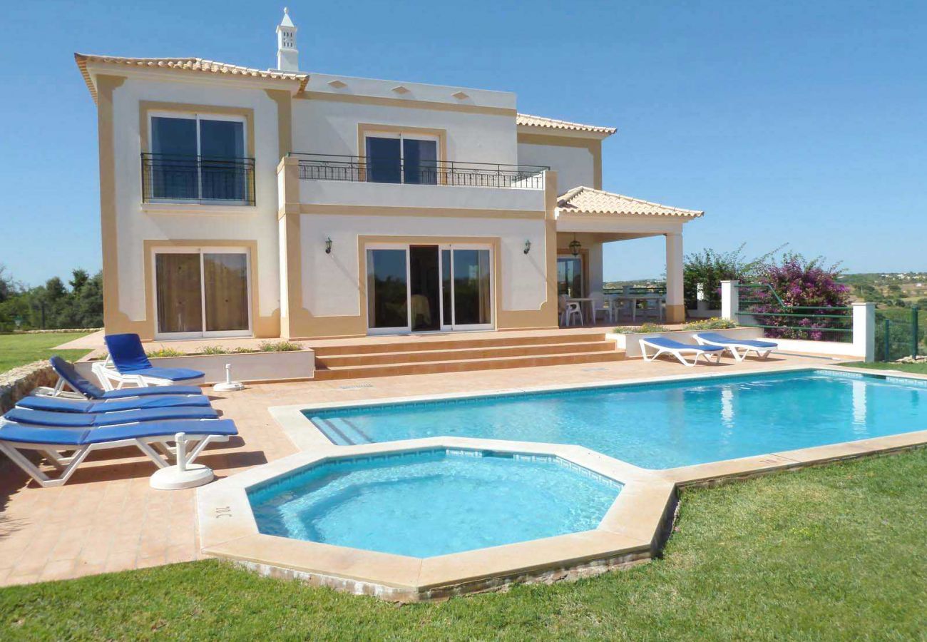 Villa em Albufeira - Ref. 232943 Villa em Albufeira - Ref. 232943