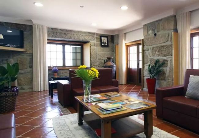 Quarto em Póvoa de Lanhoso - Ref. 237491 Quarto em Póvoa de Lanhoso - Ref. 237491