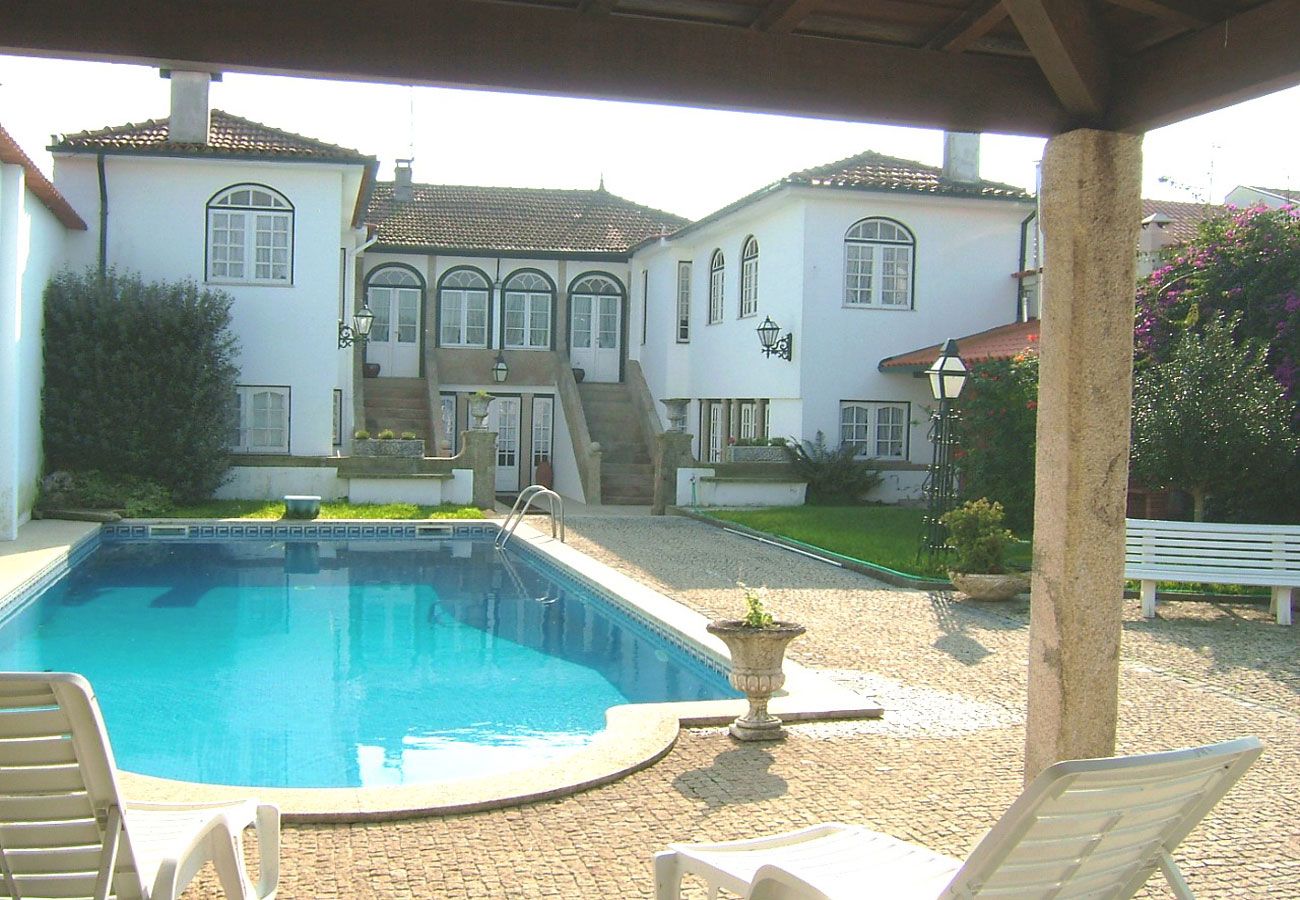 Villa em Barcelos - BCL14V6 Charming 6bdr manor house with pool Villa em Barcelos - BCL14V6 Charming 6bdr manor house with pool