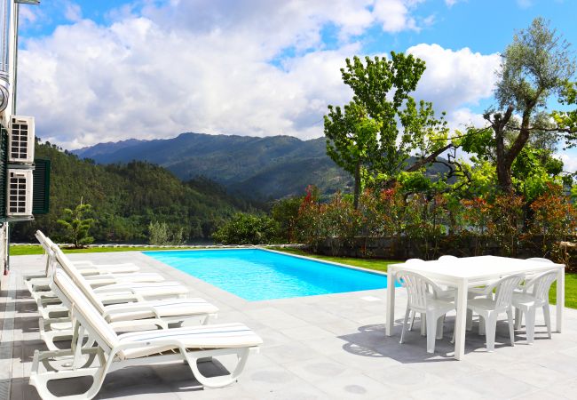 Casa em Gerês - Ref. 285233 Casa em Gerês - Ref. 285233