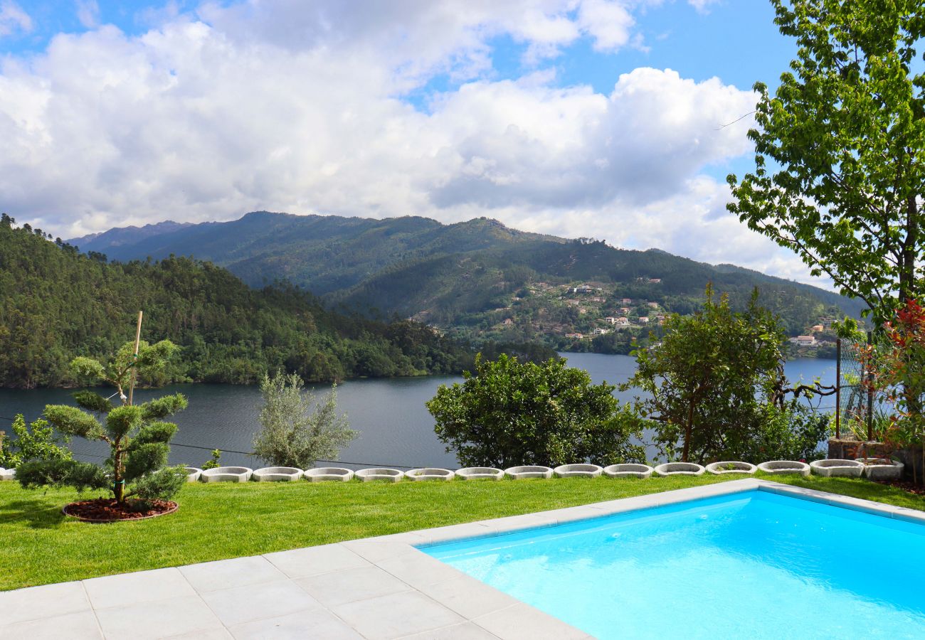Casa em Gerês - Ref. 285233 Casa em Gerês - Ref. 285233