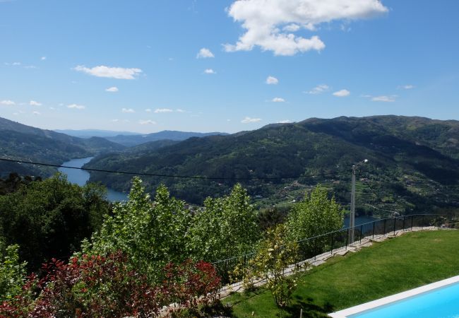 Casa em Vieira do Minho - Ref. 286105 Casa em Vieira do Minho - Ref. 286105