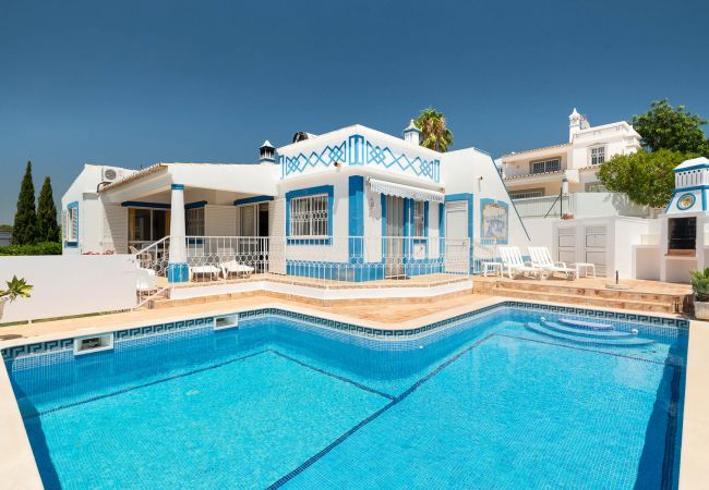 Villa em Albufeira - Ref. 299582