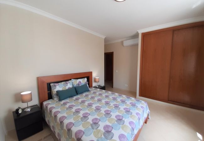 Apartamento em Quarteira - Ref. 305681