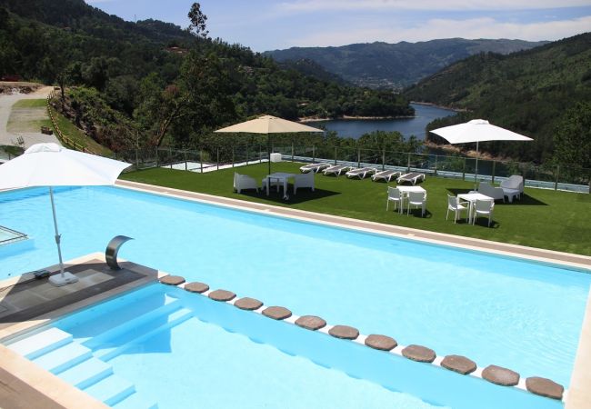  em Vieira do Minho - Ref. 370184