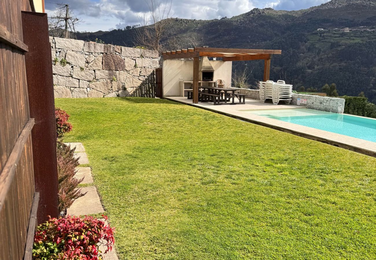 Casa em Terras de Bouro - Ref. 345388 Casa em Terras de Bouro - Ref. 345388