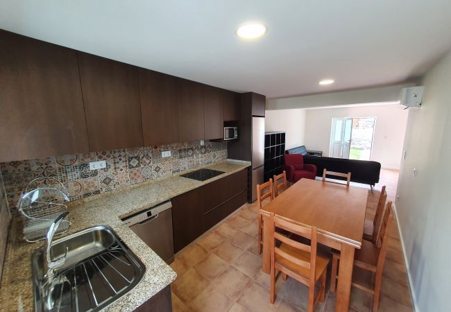 Casa em Vieira do Minho - Ref. 373526 Casa em Vieira do Minho - Ref. 373526