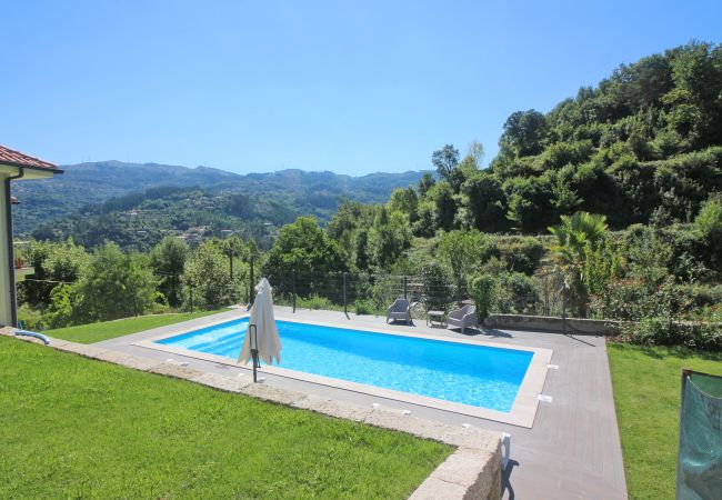 Casa em Gerês - Ref. 375886