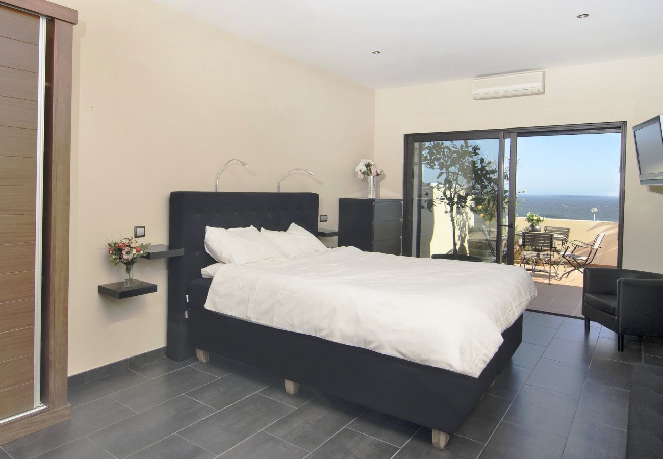 Apartamento em Lagos - Ref. 383859 Apartamento em Lagos - Ref. 383859