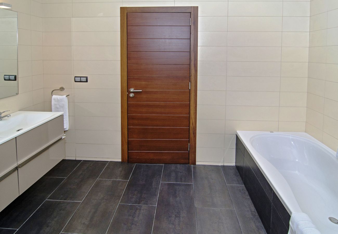 Apartamento em Lagos - Ref. 383859 Apartamento em Lagos - Ref. 383859