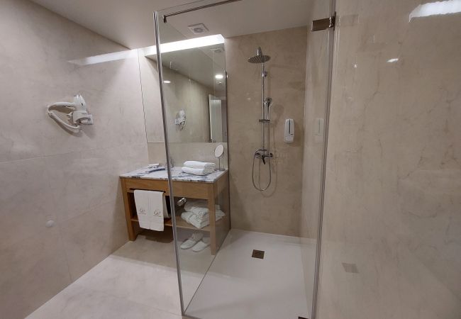 Quarto em Vila Verde - Ref. 384255 Quarto em Vila Verde - Ref. 384255