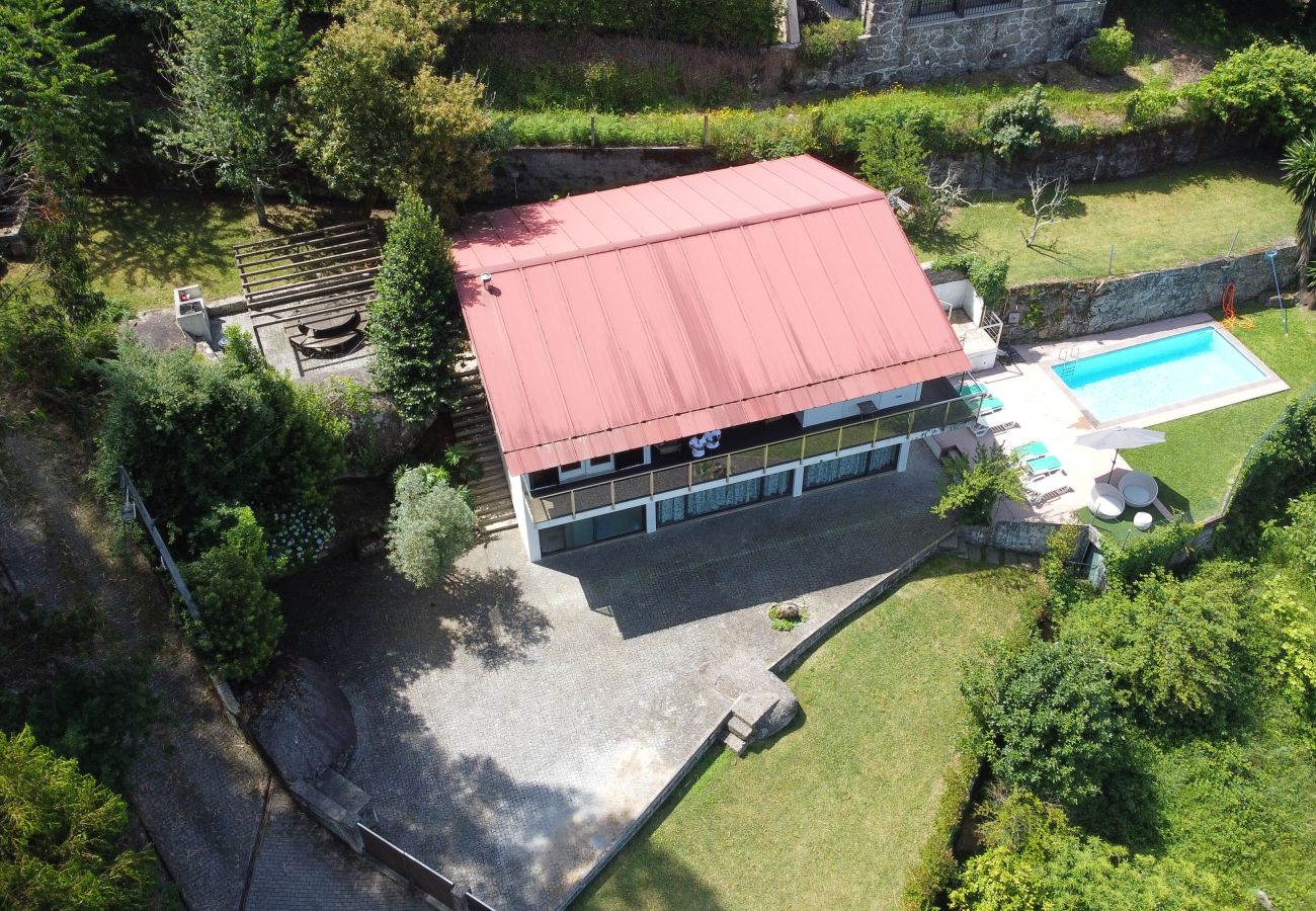 Villa em Vieira do Minho - Ref. 389495