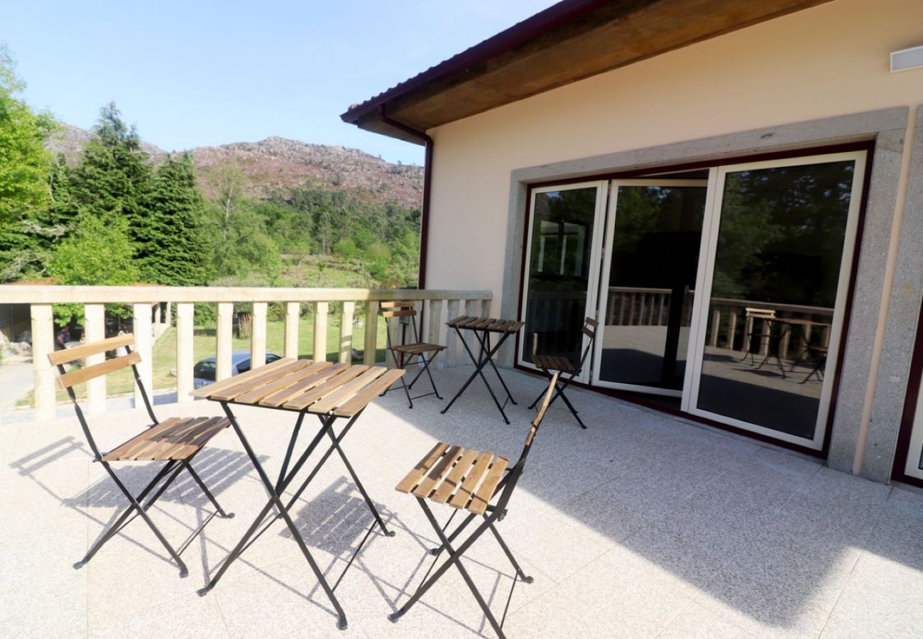 Quarto em Campo do Gerês - Ref. 390501 Quarto em Campo do Gerês - Ref. 390501