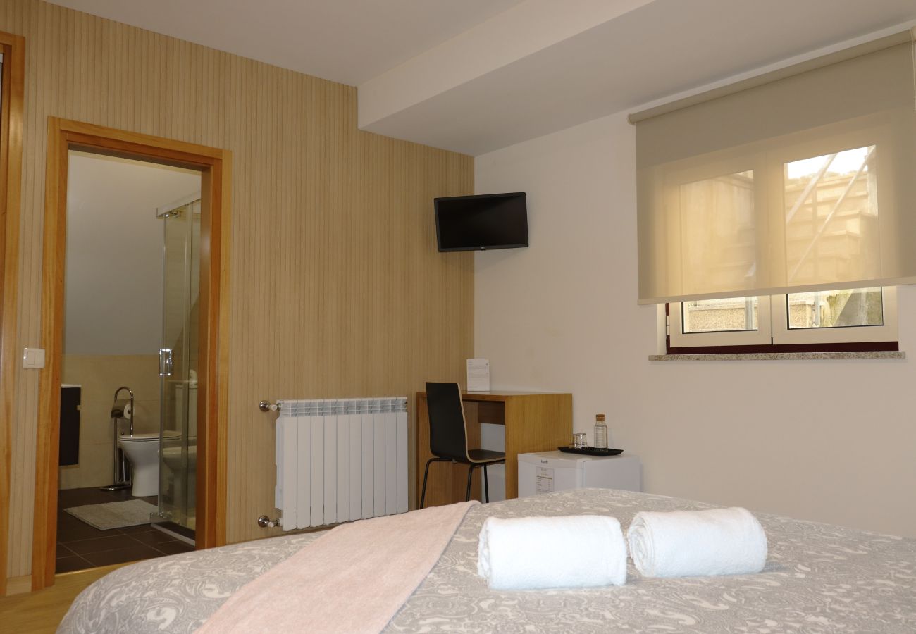 Quarto em Campo do Gerês - Ref. 390501 Quarto em Campo do Gerês - Ref. 390501