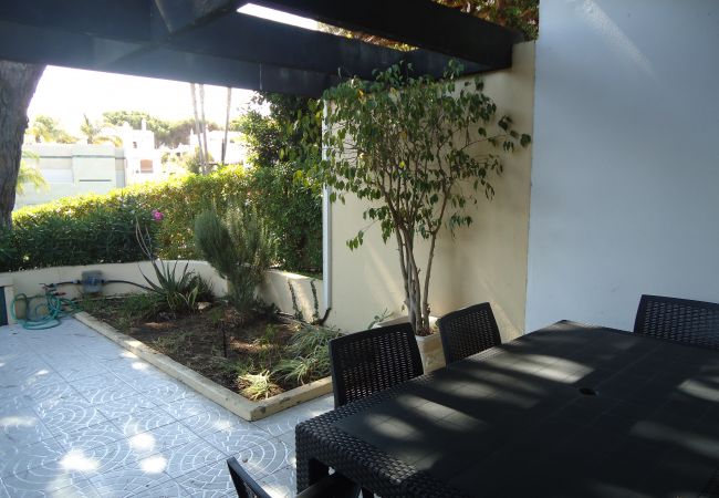 Casa geminada em Quarteira - Ref. 401339 Casa geminada em Quarteira - Ref. 401339