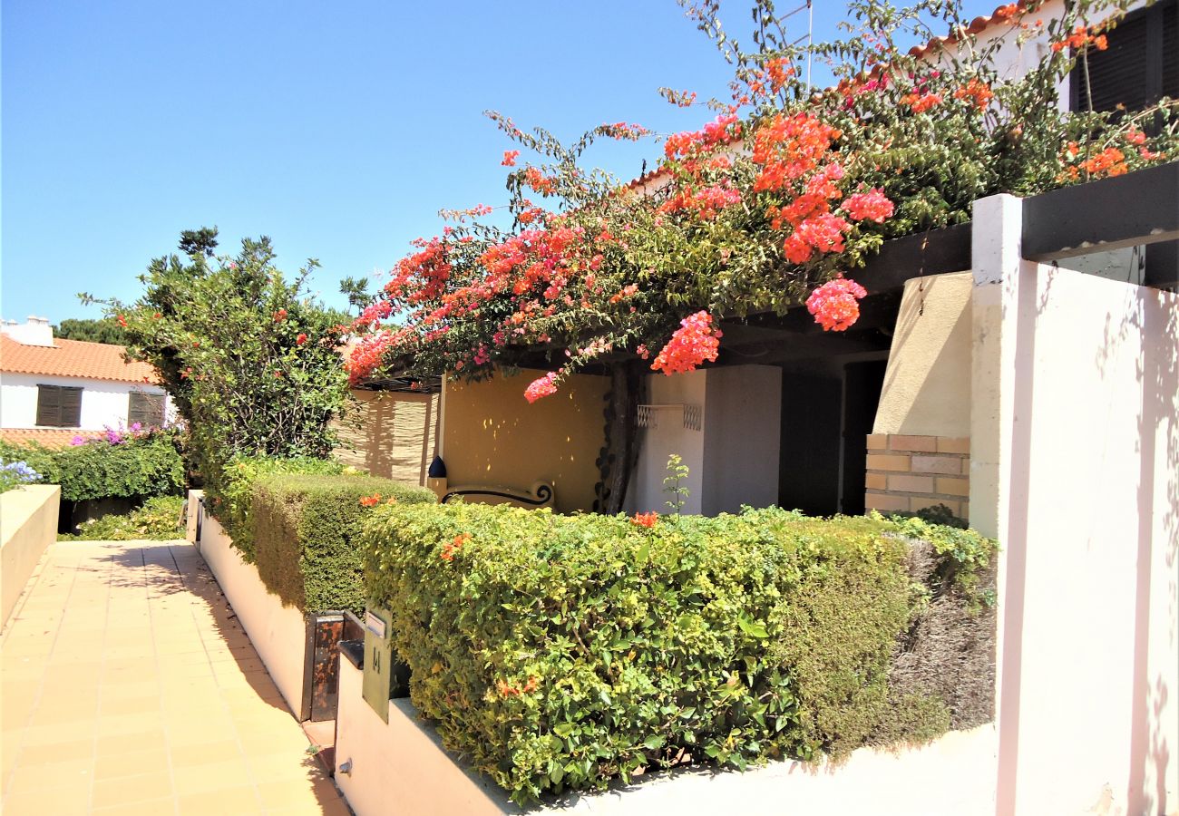 Casa geminada em Quarteira - Ref. 401339 Casa geminada em Quarteira - Ref. 401339