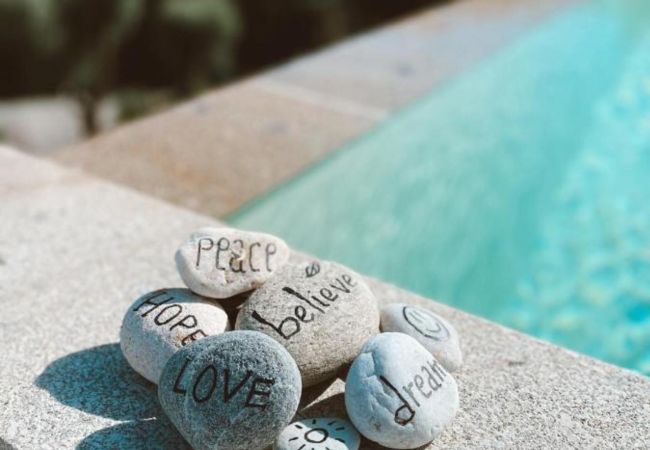 Detalhes da incrível piscina Quinta do Ribeiro  Piscina Natureza Férias Montanha