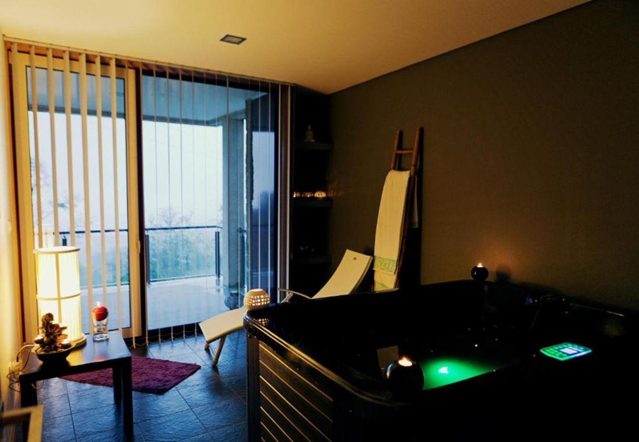 Apartamento em Amares - Ref. 505773