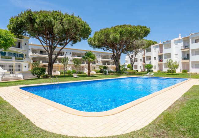Apartamento em Vilamoura - Ref. 661157