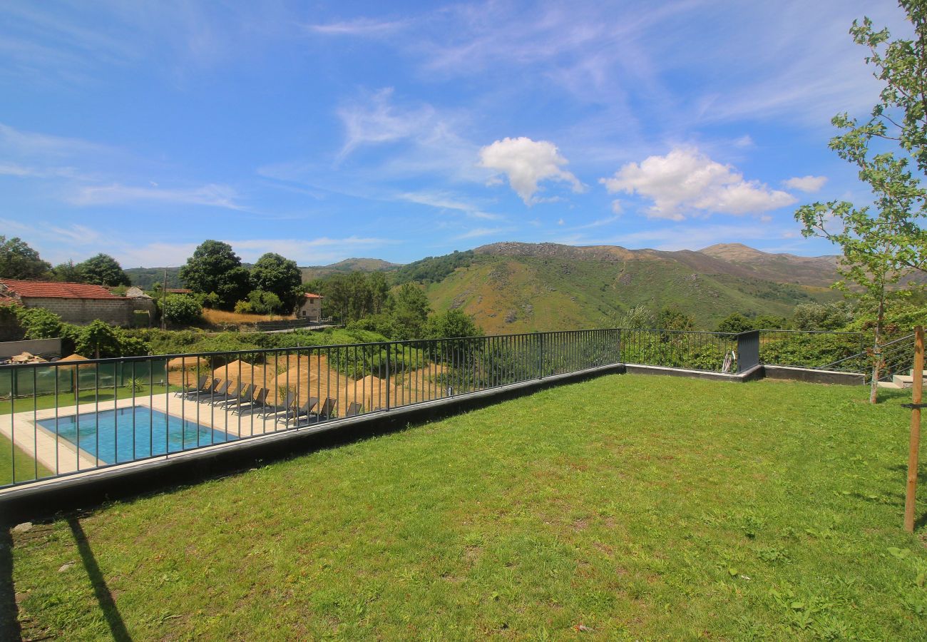 Apartamento em Gerês - Ref. 775873