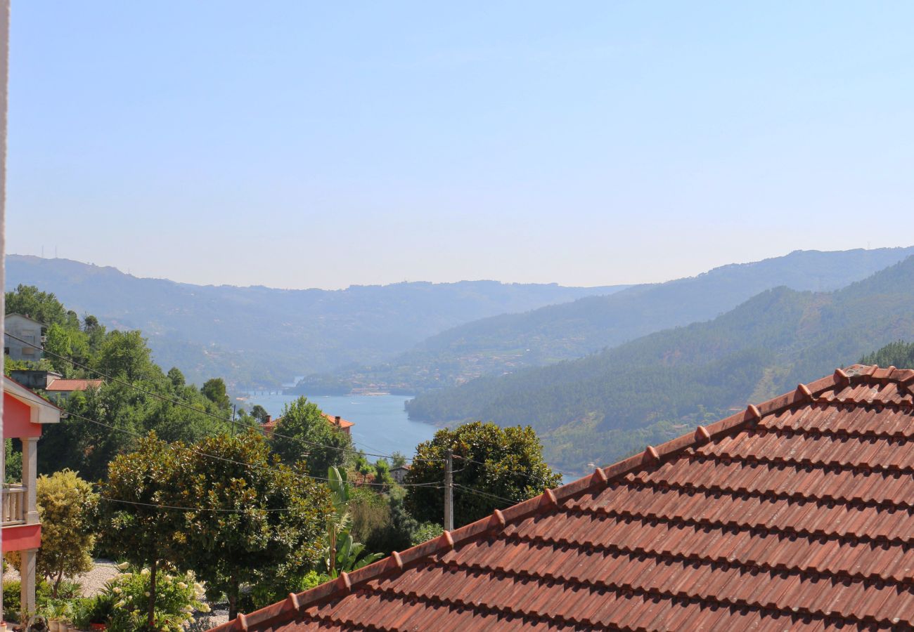 Estúdio em Gerês - Ref. 783160