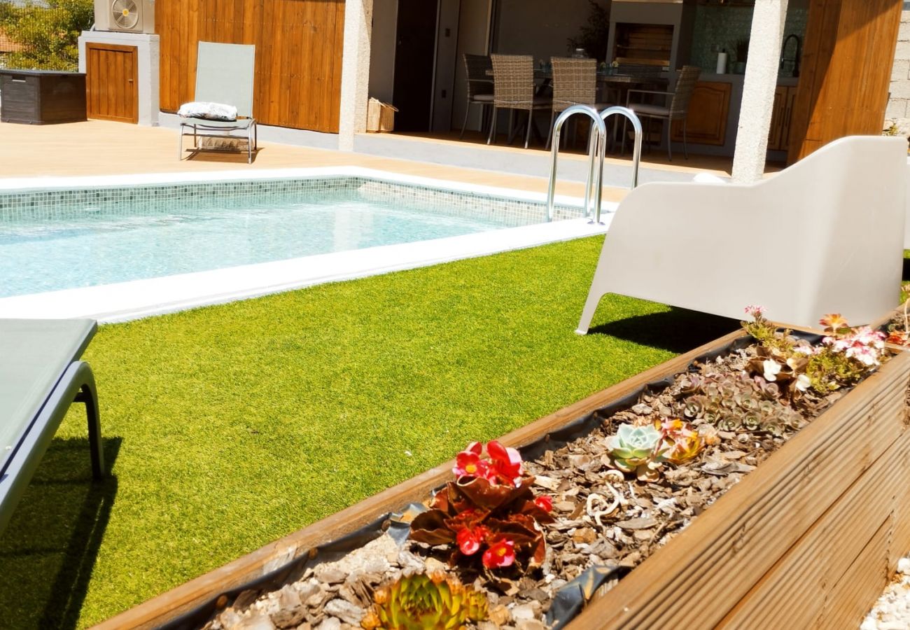 Cottage in Pitões das Junias - Ref. 346384 Cottage in Pitões das Junias - Ref. 346384