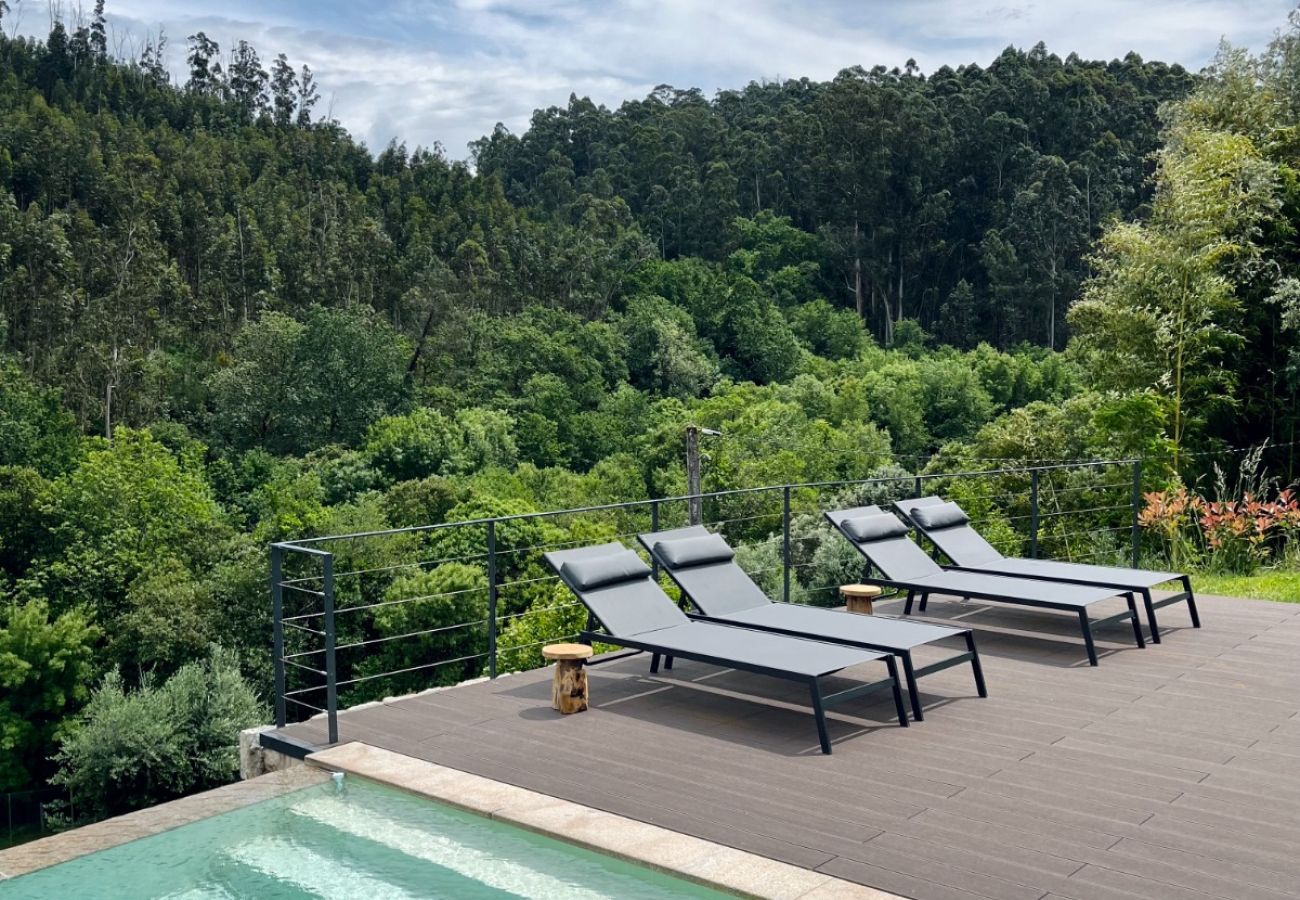 Rent by room in Arcos de Valdevez - Ref. 448314