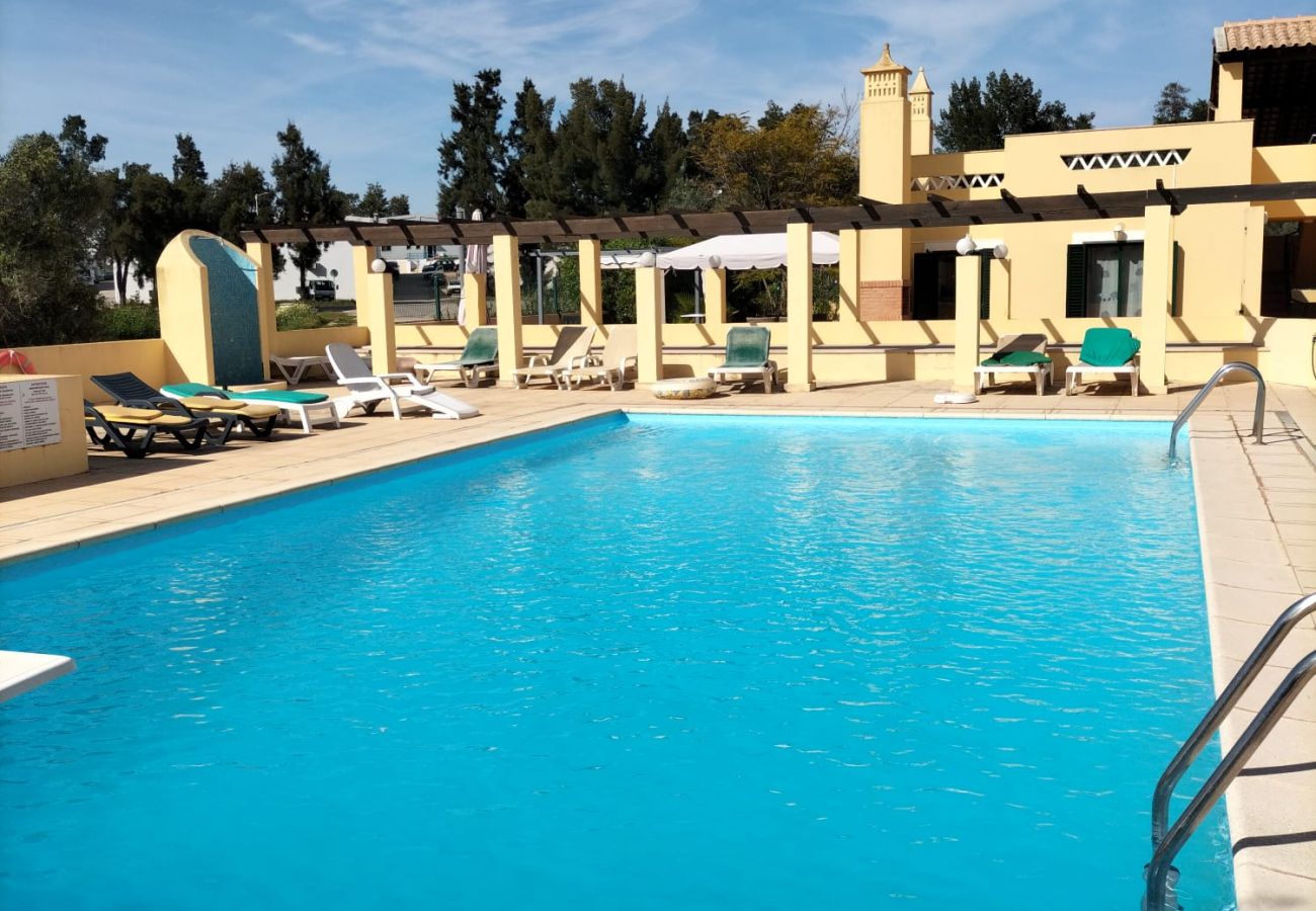 Apartment in Quarteira - Ref. 468388