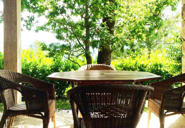 Espacio de ocio al aire libre con vistas a la montaña Casa Montaña Naturaleza Gerês