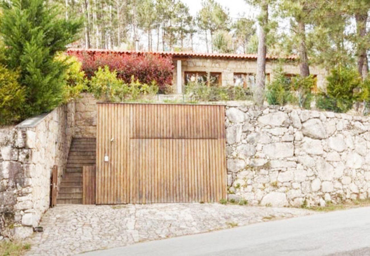 Entrada a la casa de vacaciones en Gerês Casa Vacaciones Naturaleza Gerês