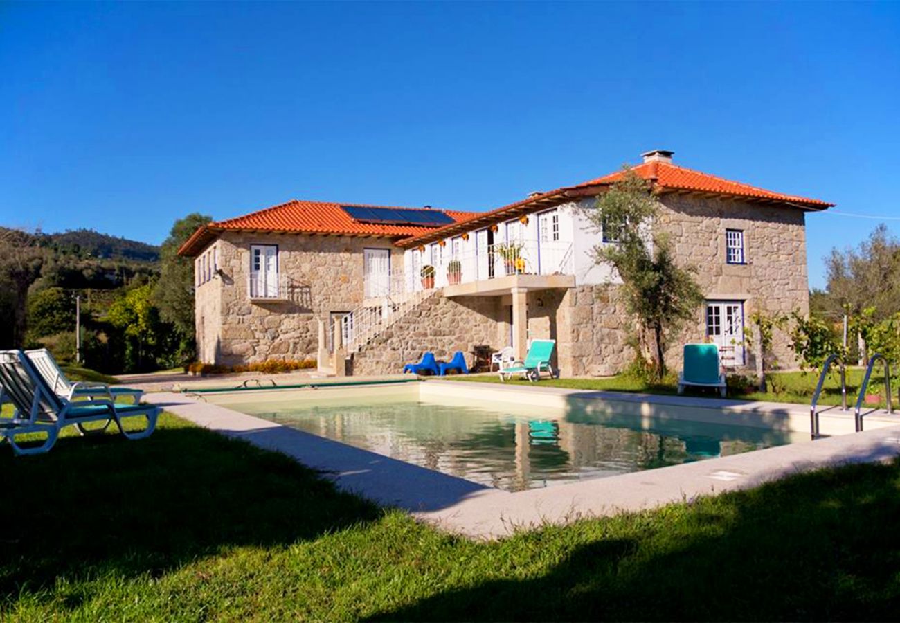 Casa rural en Arcos de Valdevez - Ref. 153376
