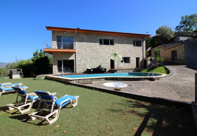 Casa en Amares - Ref. 219819