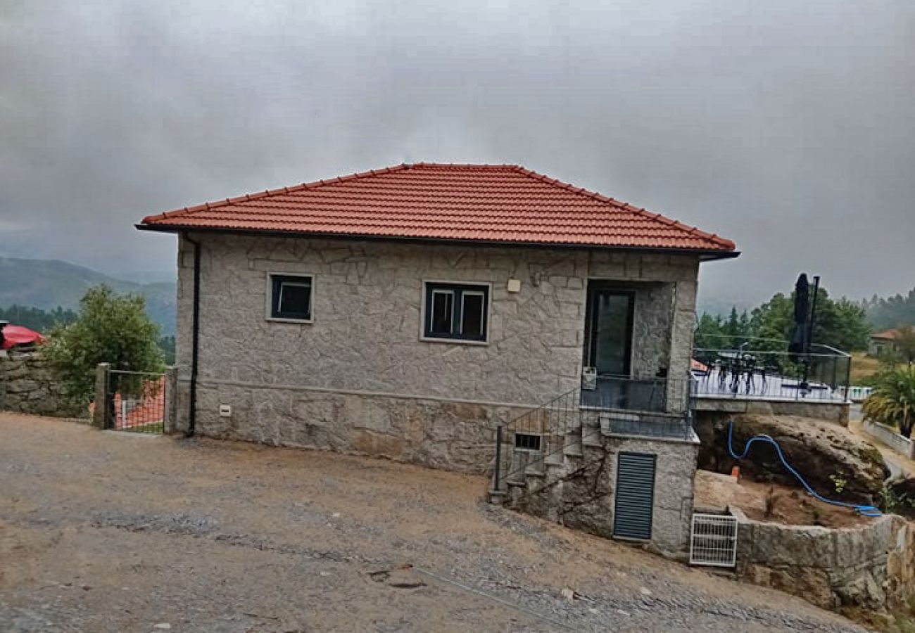 Bungalow en Gerês - Ref. 320885 Bungalow en Gerês - Ref. 320885