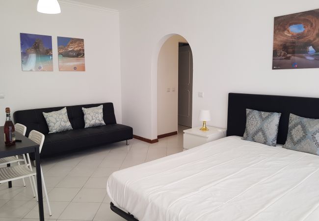 Apartamento en Quarteira - Ref. 353650