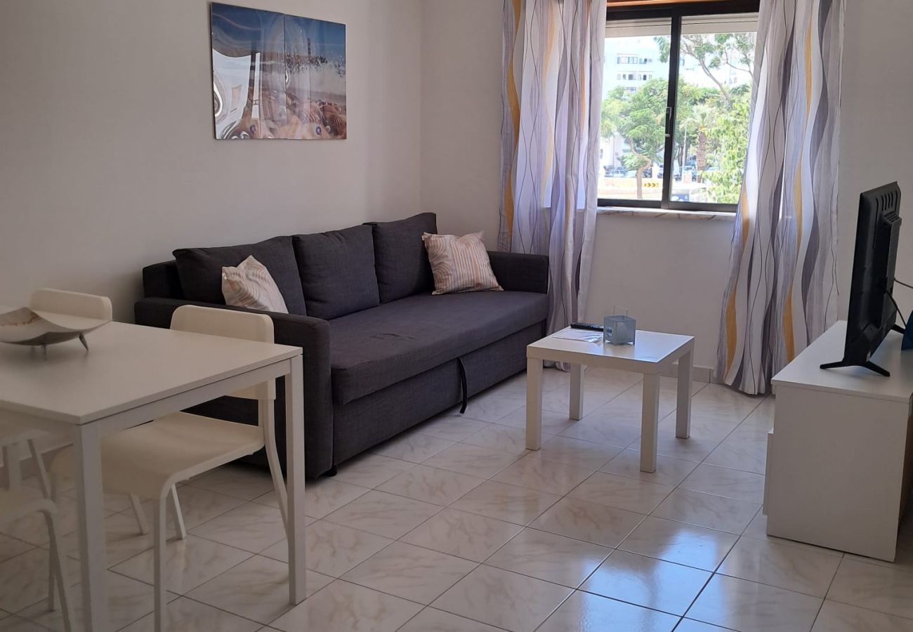Apartamento en Quarteira - Ref. 384607