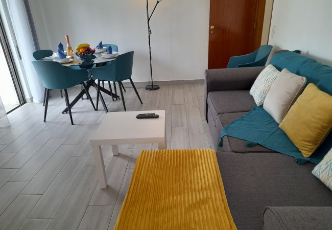 Apartamento en Quarteira - Ref. 420266