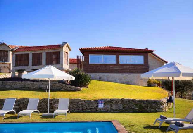 Casa rural en Arcos de Valdevez - Ref. 426423