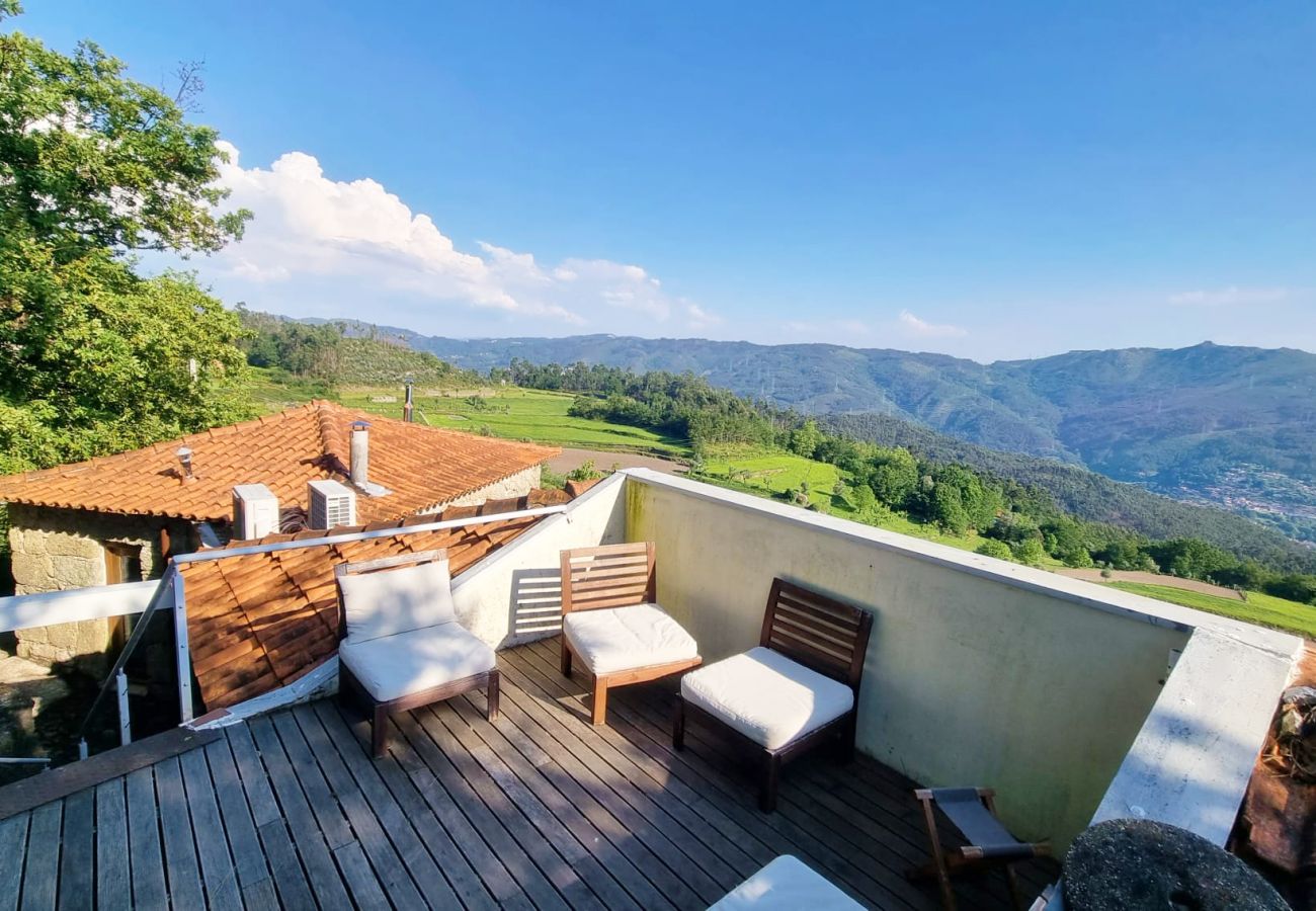Maison de Vacances Dans la Nature avec Vue sur les Montagnes à Gerês Maison de vacances nature montagne Gerês