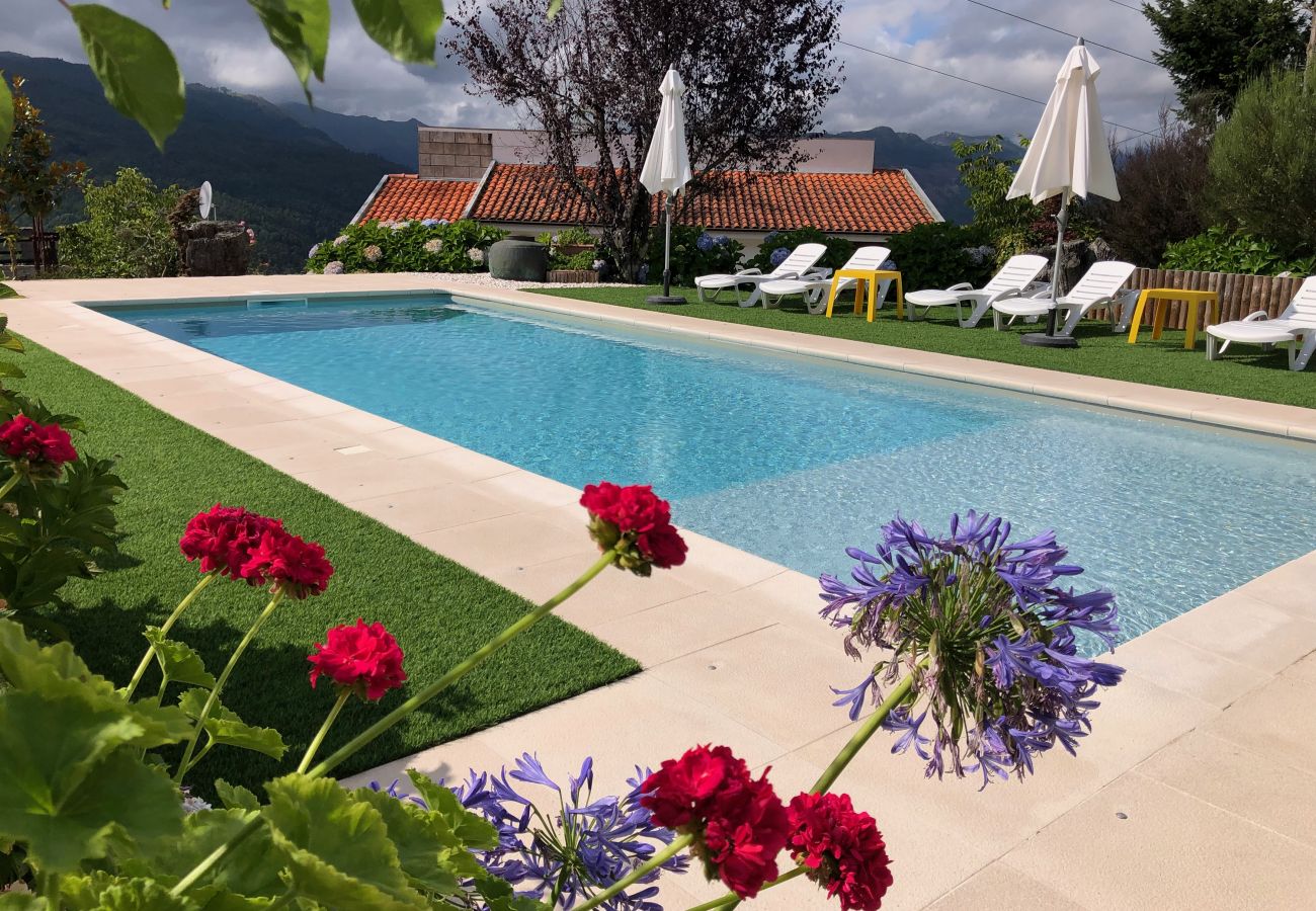 Villa à Gerês - Réf. 243956